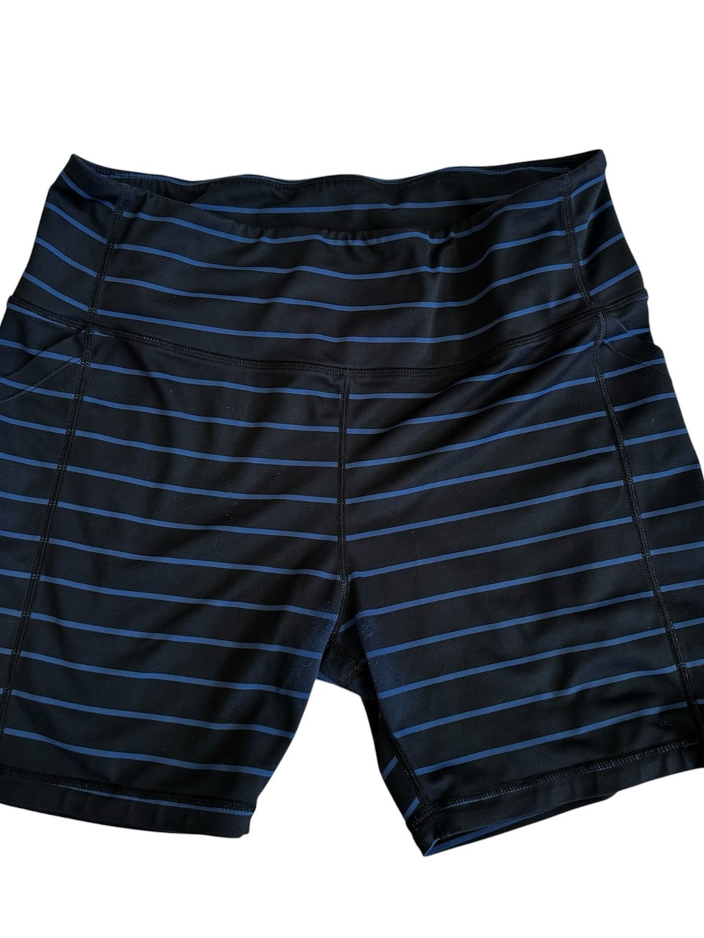 Kiava Women’s Striped Luxe 5” Shorts Size L Pockets Blue Biker Yoga Running